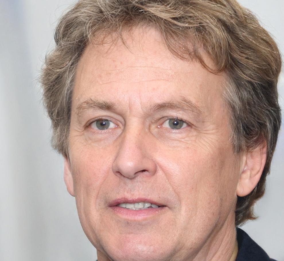 Руслан Темирханов - ведущий специалист по командной работе